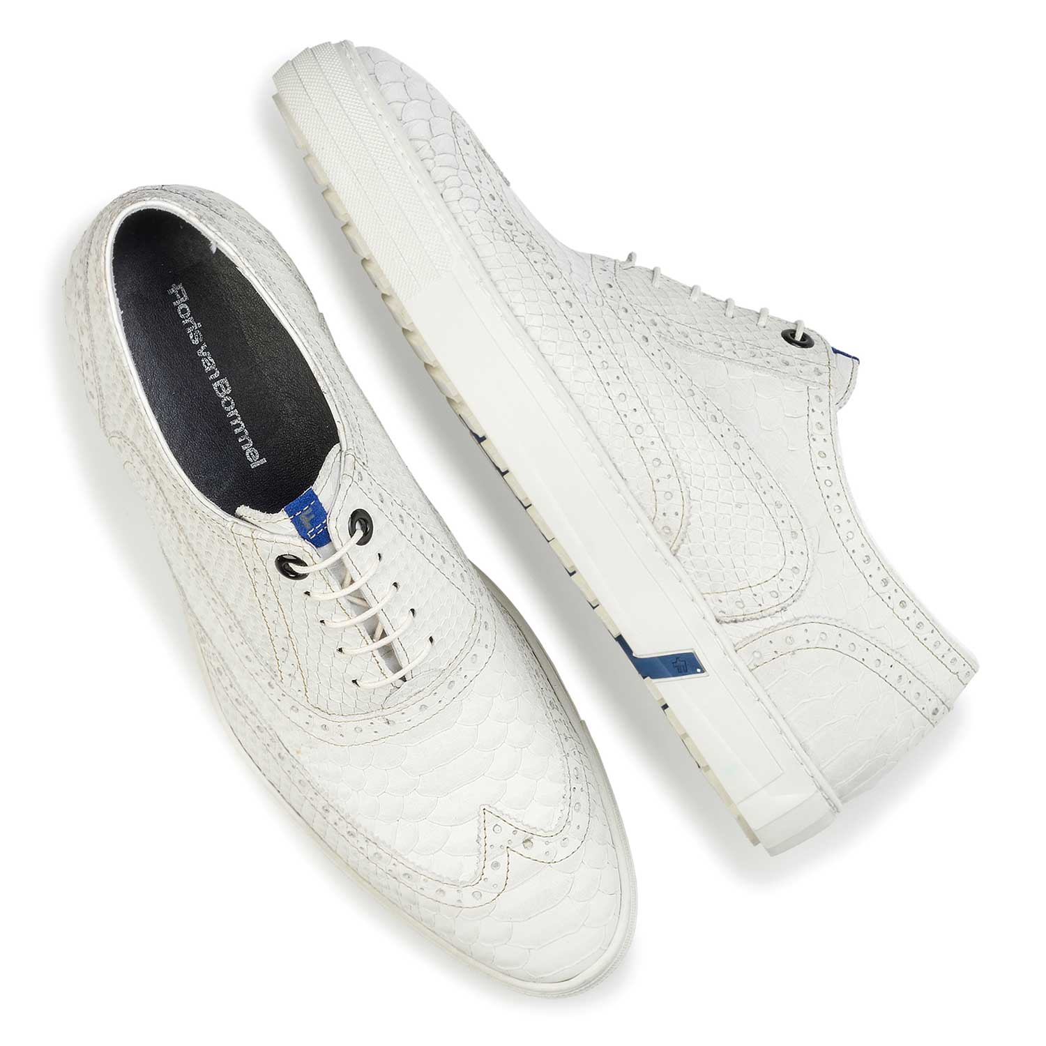 19071/14 - White brogue leather sneaker with a snake print 19071/14 - White brogue leather sneaker with a snake print