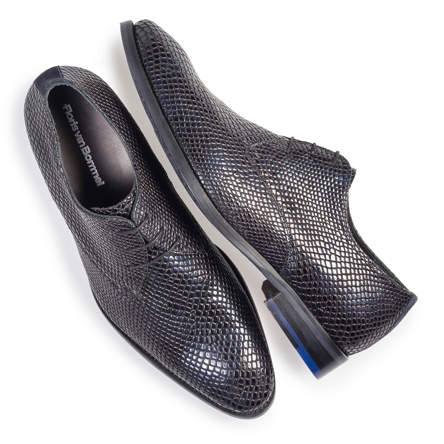18293/00 - Blue printed patent leather lace shoe 18293/00 - Blue printed patent leather lace shoe
