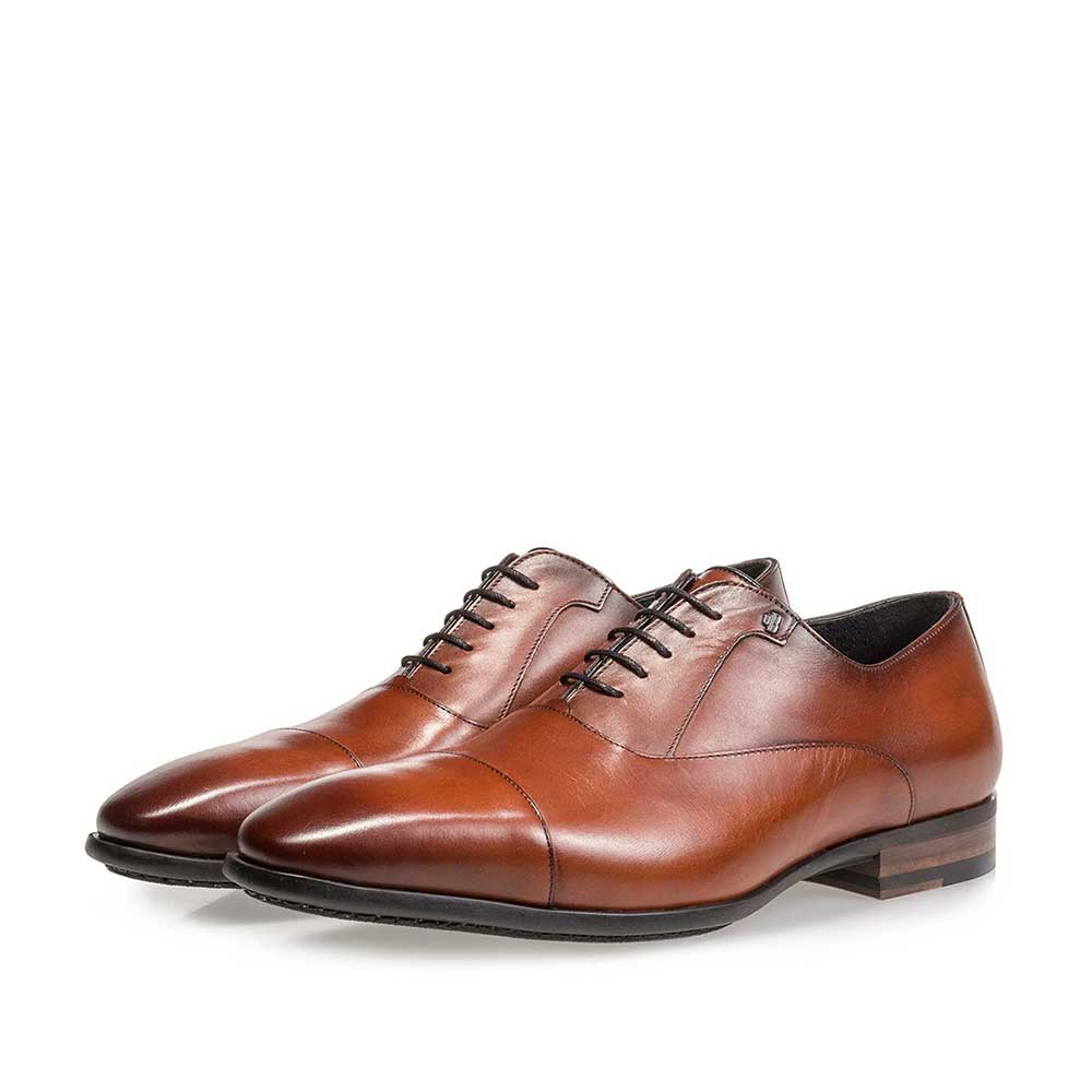 16218/04 - Kalfsleren veterschoen donker cognac 16218/04 - Kalfsleren veterschoen donker cognac