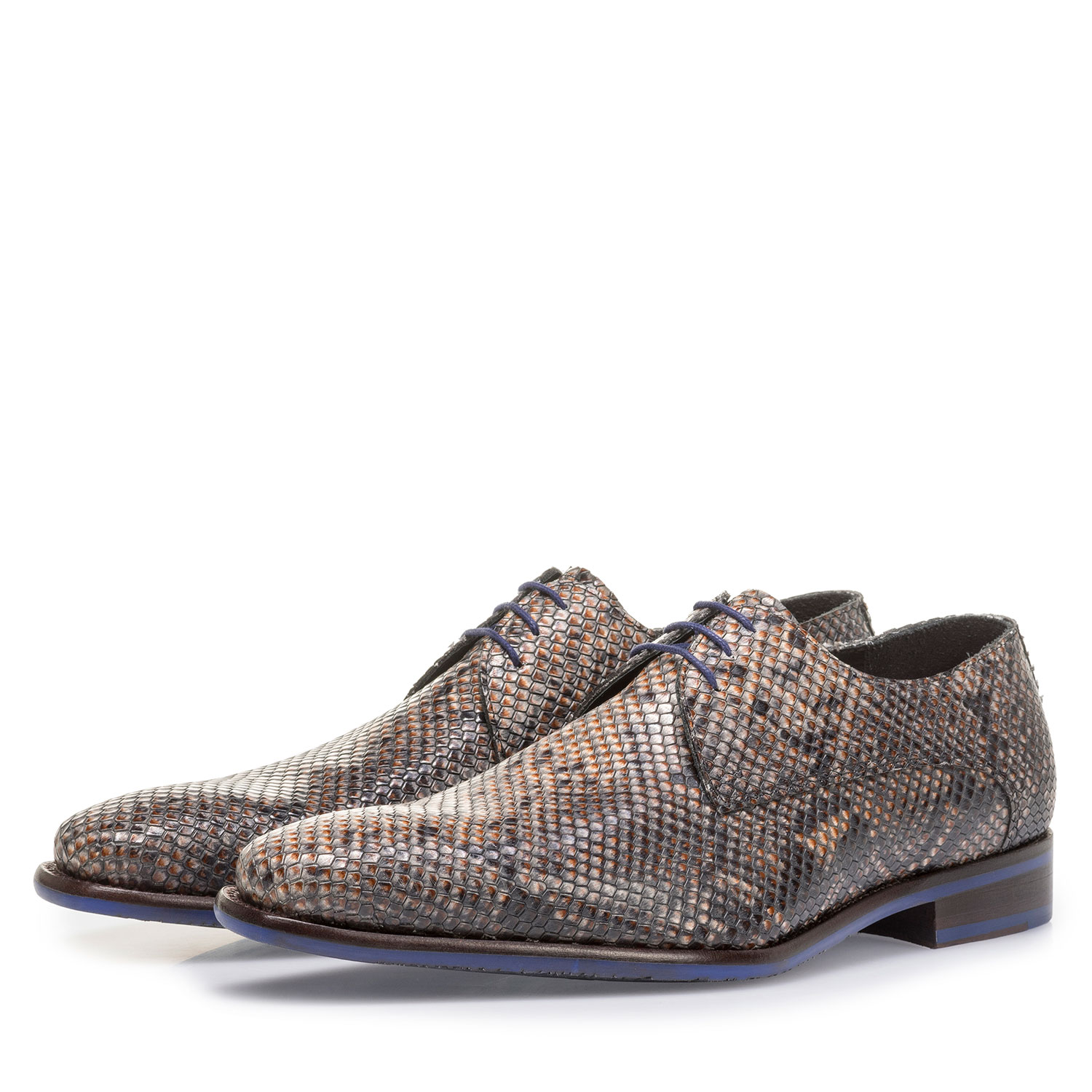 18159/18 - Grijs/bruine veterschoen met snakeprint 18159/18 - Grijs/bruine veterschoen met snakeprint