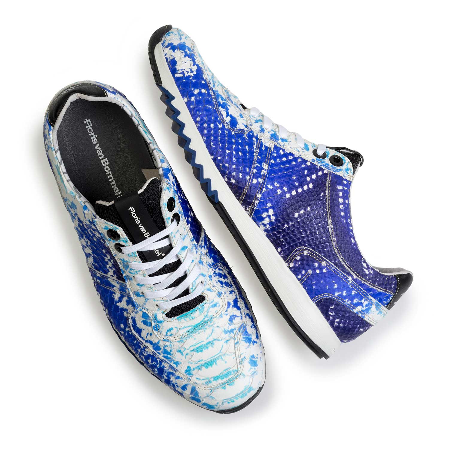 16227/11 - Blauwe leren sneaker met snakeprint 16227/11 - Blauwe leren sneaker met snakeprint