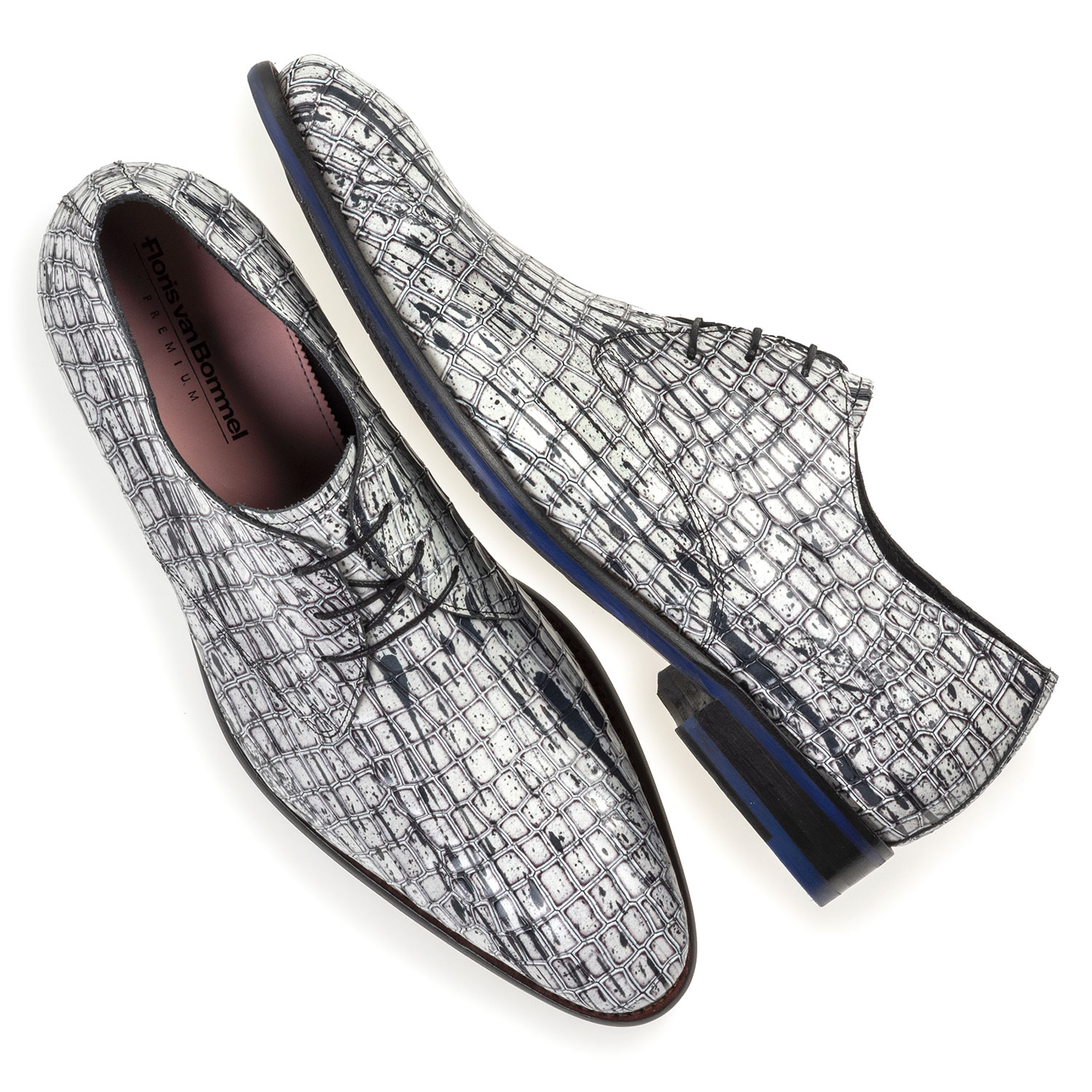18167/10 - Lace shoe patent leather white 18167/10 - Lace shoe patent leather white