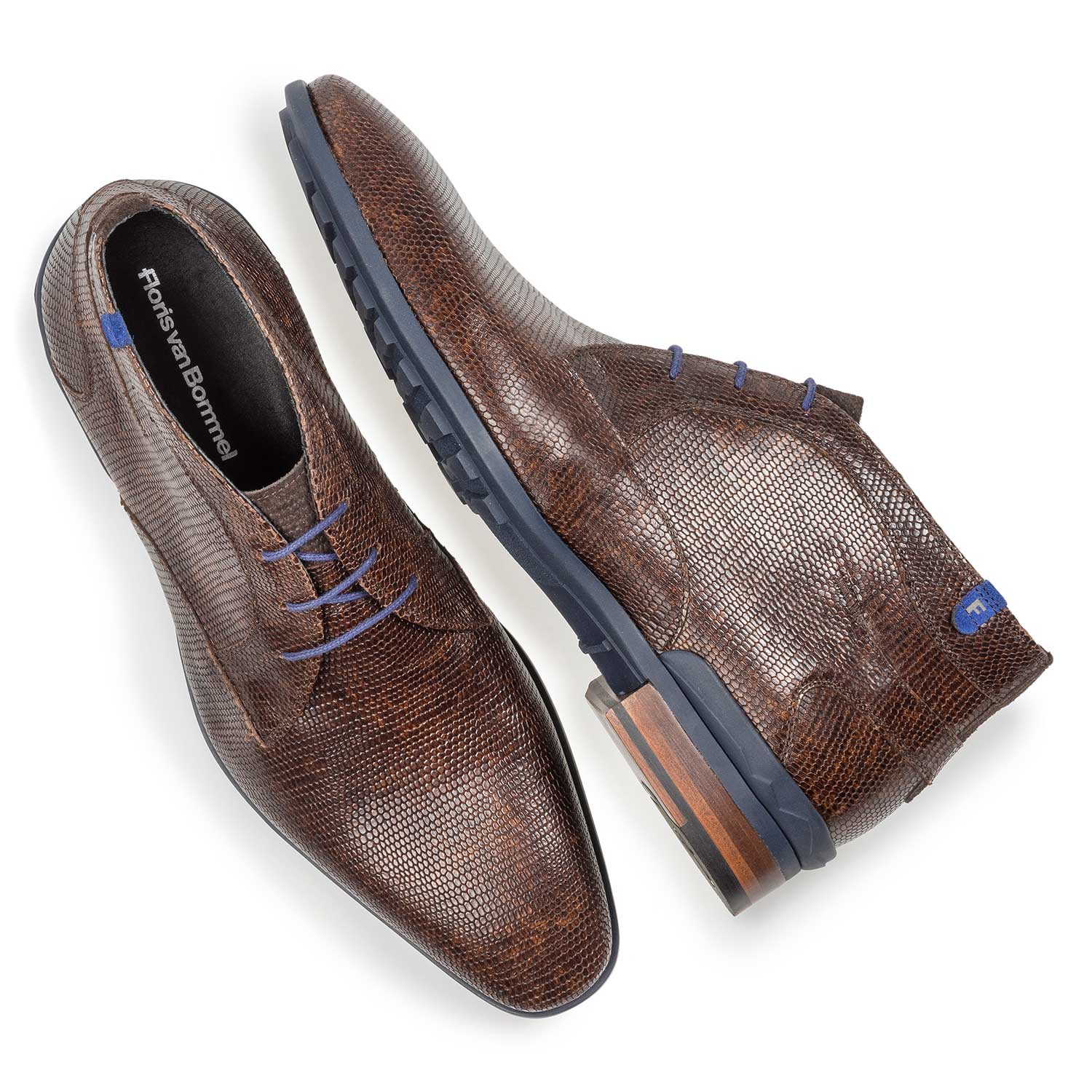 10629/07 - Donkerbruine leren veterboot met lizardprint 10629/07 - Donkerbruine leren veterboot met lizardprint