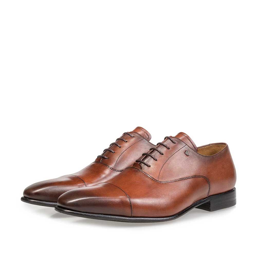 16395/00 - Kalfsleren veterschoen cognac 16395/00 - Kalfsleren veterschoen cognac