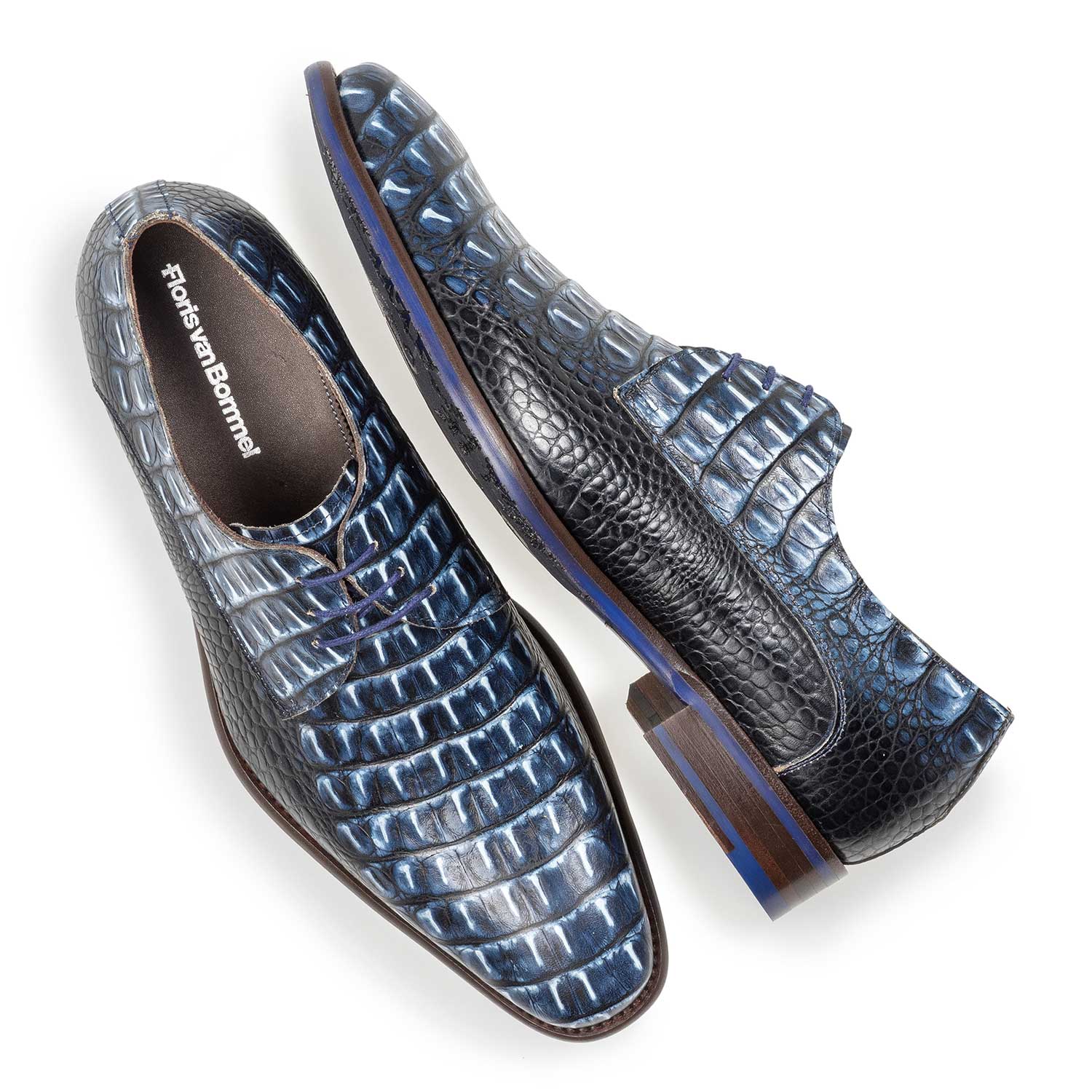 18159/06 - Blauwe leren veterschoen met crocoprint 18159/06 - Blauwe leren veterschoen met crocoprint