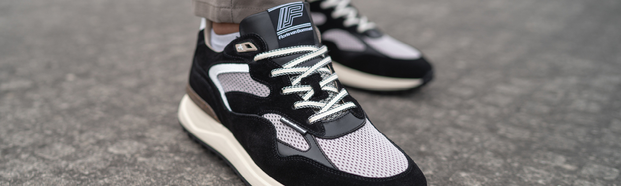 Zwarte sneakers